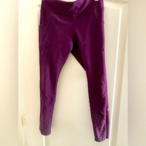 Lululemon legging purple size 6